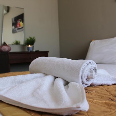 Likya Apart Hotel Istanboel Buitenkant foto